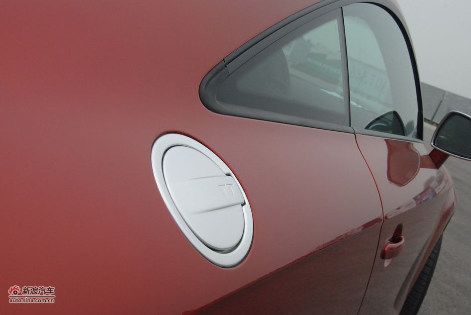 2011款TTS Coupe外观细节