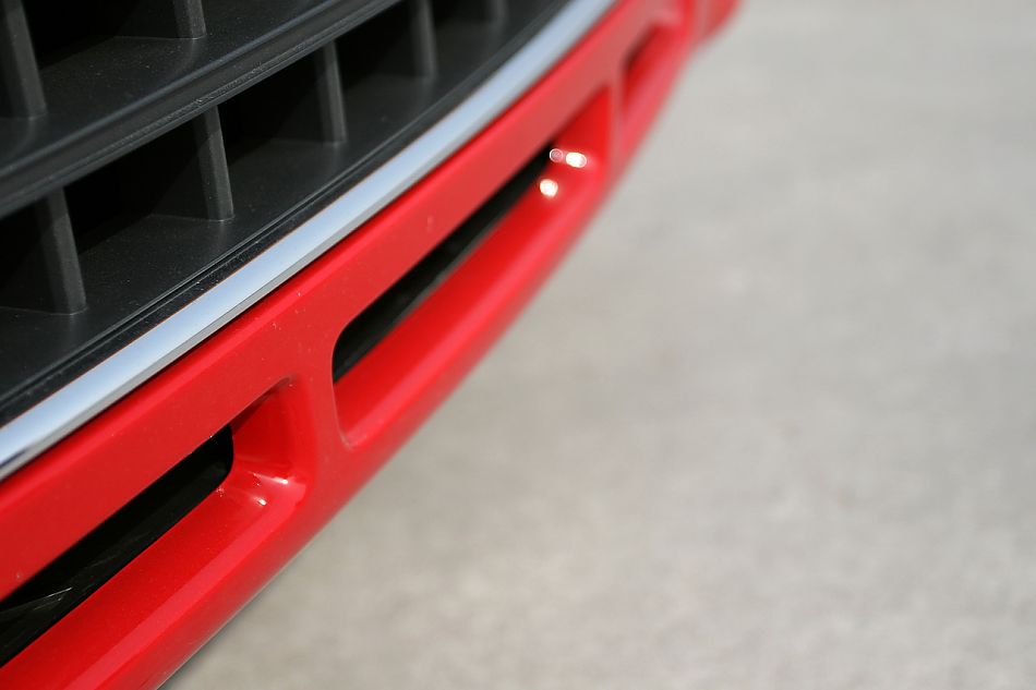 奥迪TT Roadster敞篷跑车外观图片