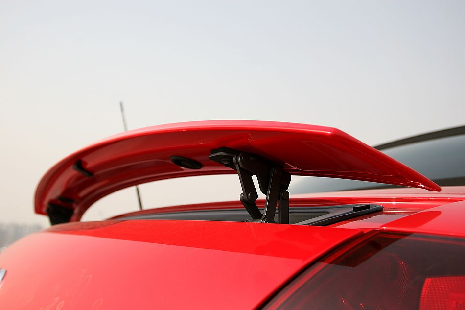 奥迪TT Roadster敞篷跑车外观图片