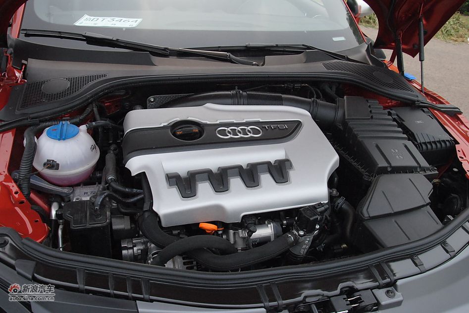 2011款TTS Coupe 2.0L TFSI发动机