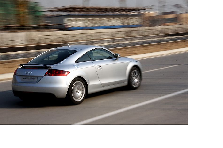 新奥迪TT动态图片