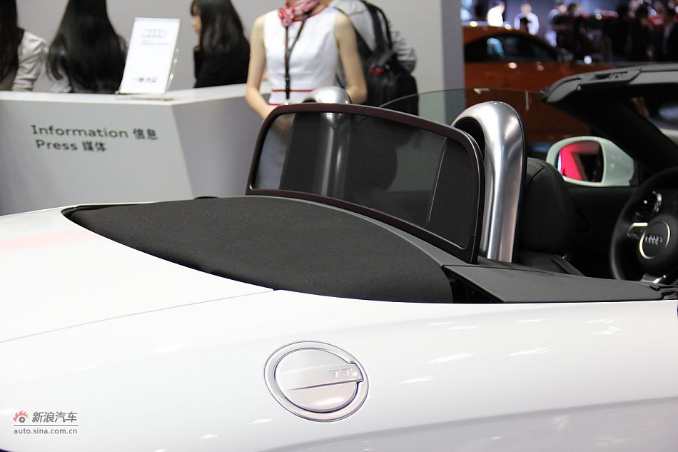 奥迪TT Roadster