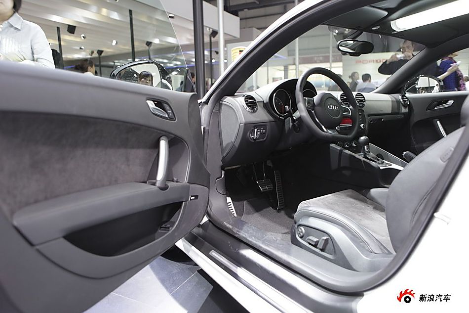 奥迪TT 2.0T