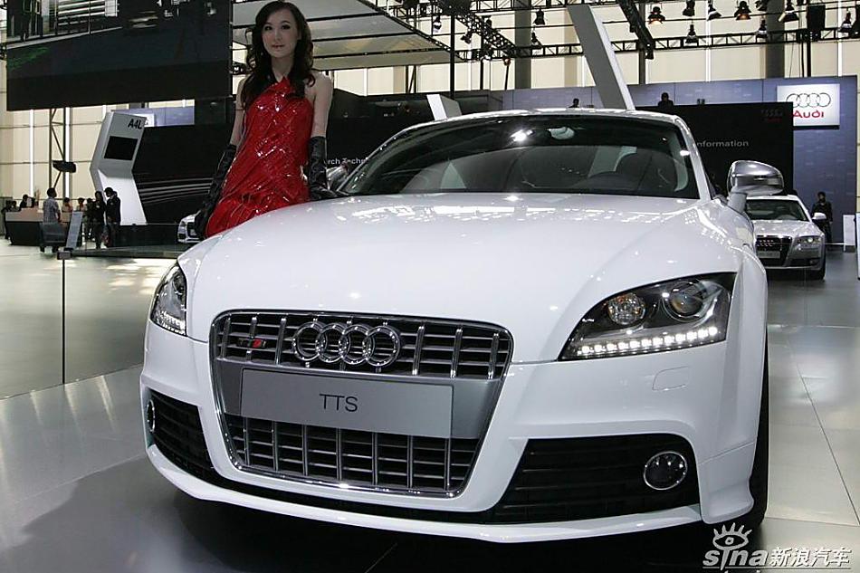 奥迪TTS Coupé硬顶跑车