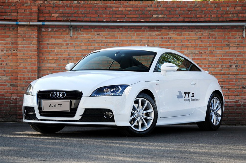 Coupe 2013款 2.0TFSI quattro 双离合 外观