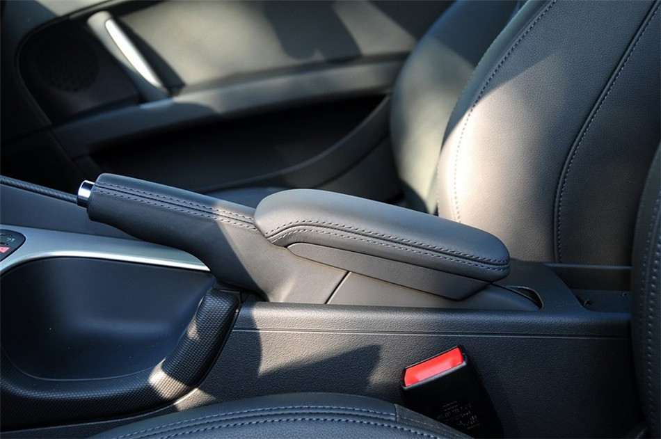 Coupe 2013款 2.0TFSI quattro 双离合 内饰