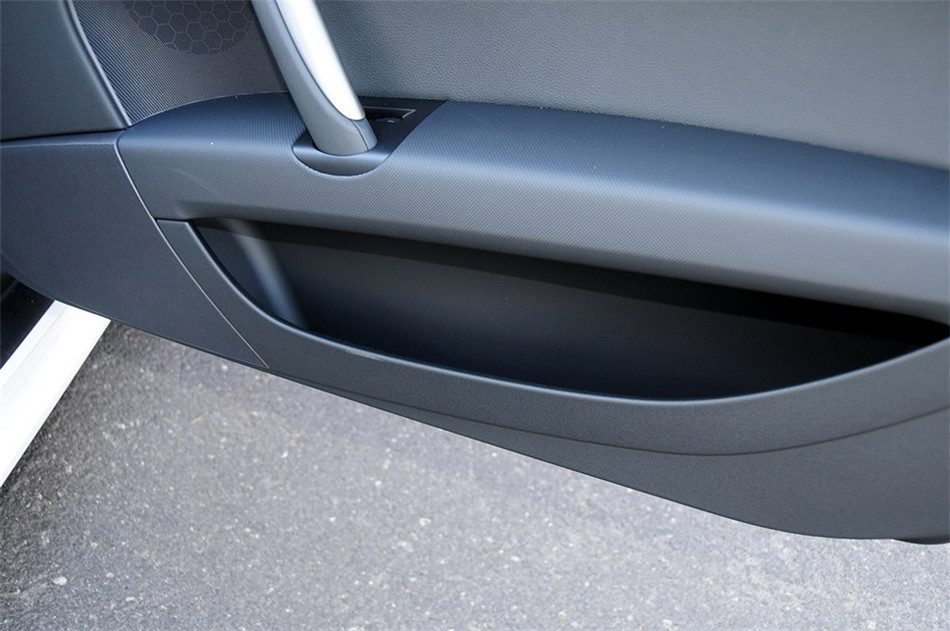 Coupe 2013款 2.0TFSI quattro 双离合 座椅空间