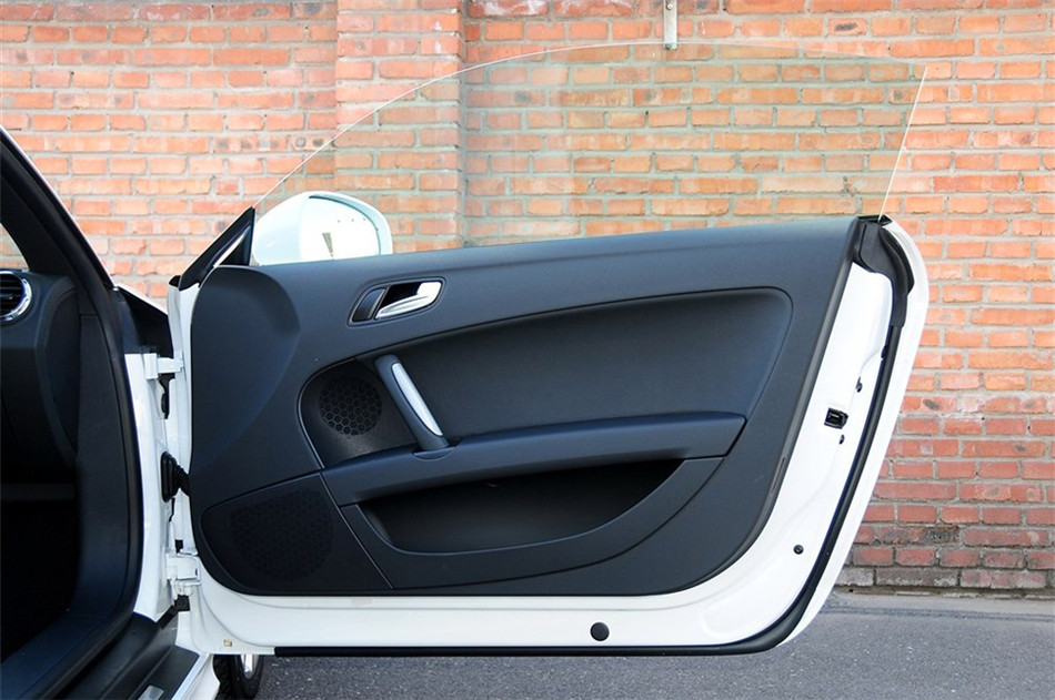 Coupe 2013款 2.0TFSI quattro 双离合 座椅空间