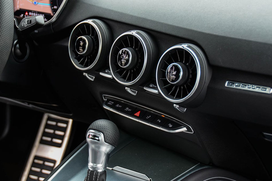 2015款 TT Coupe 45 TFSI quattro 内饰
