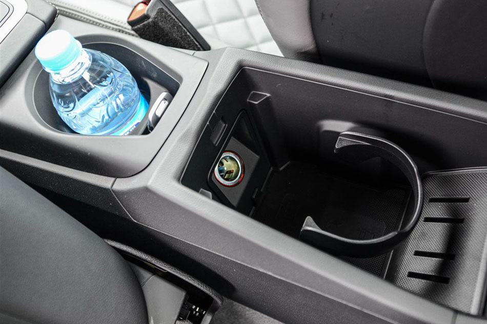 2015款 TT Coupe 45 TFSI quattro 座椅空间