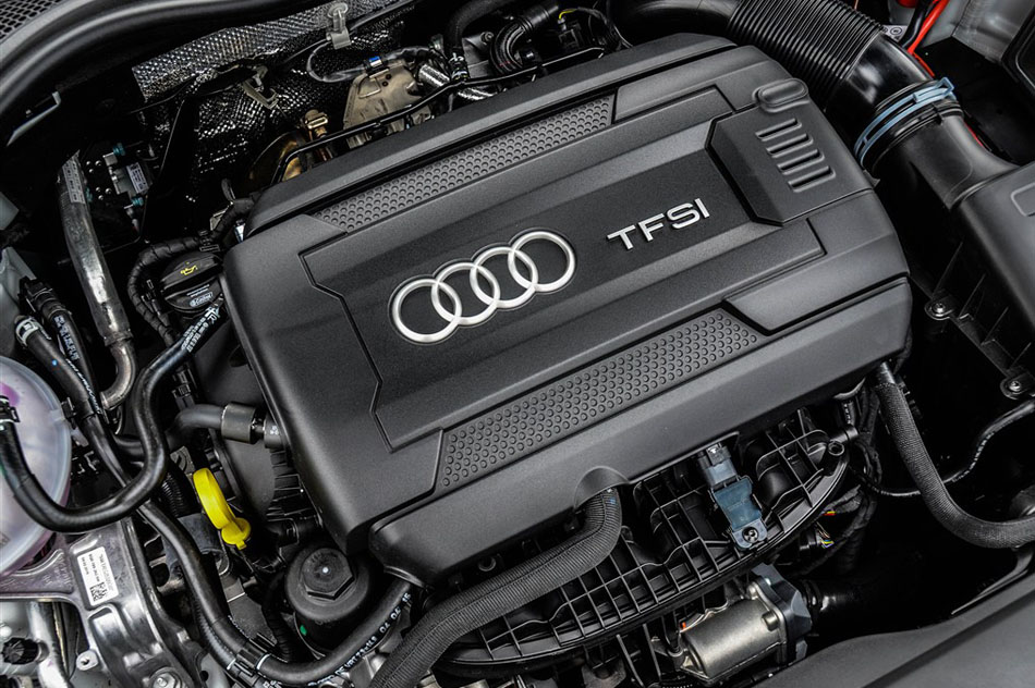 2015款 TT Coupe 45 TFSI quattro 引擎底盘