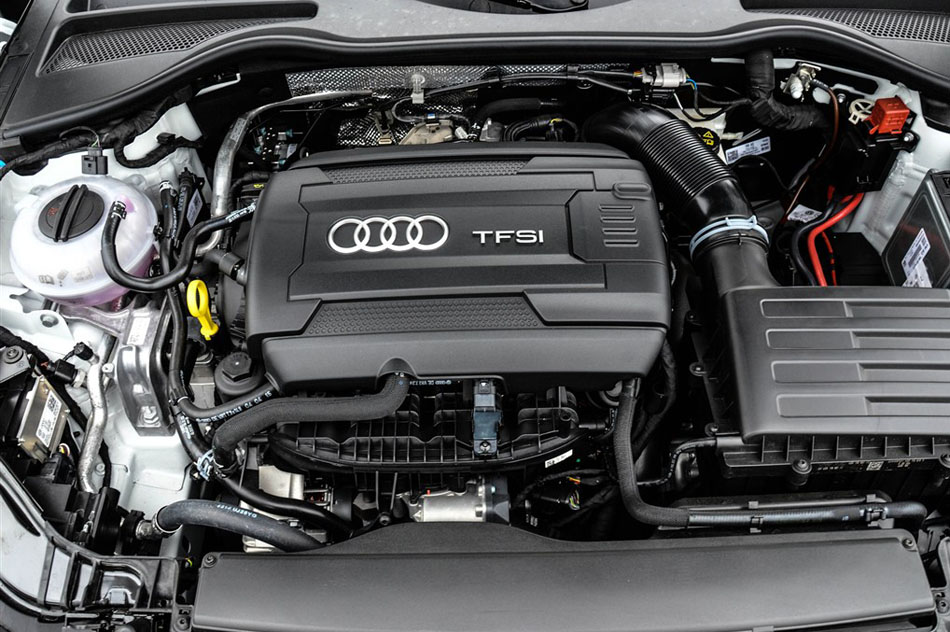 2015款 TT Coupe 45 TFSI quattro 引擎底盘