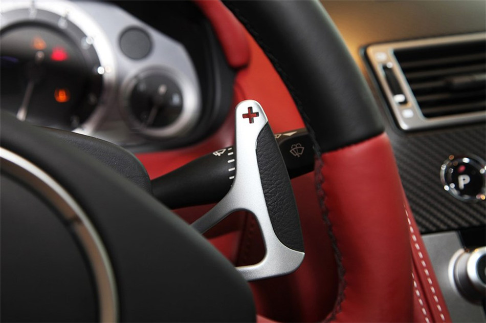 阿斯顿马丁DB9 2013款 6.0L Coupe 内饰