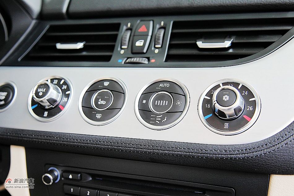 宝马Z4 sDrive23i内饰图片