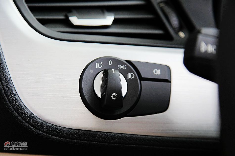 宝马Z4 sDrive23i内饰图片