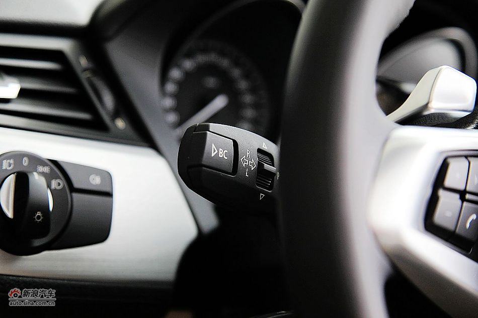 宝马Z4 sDrive23i内饰图片