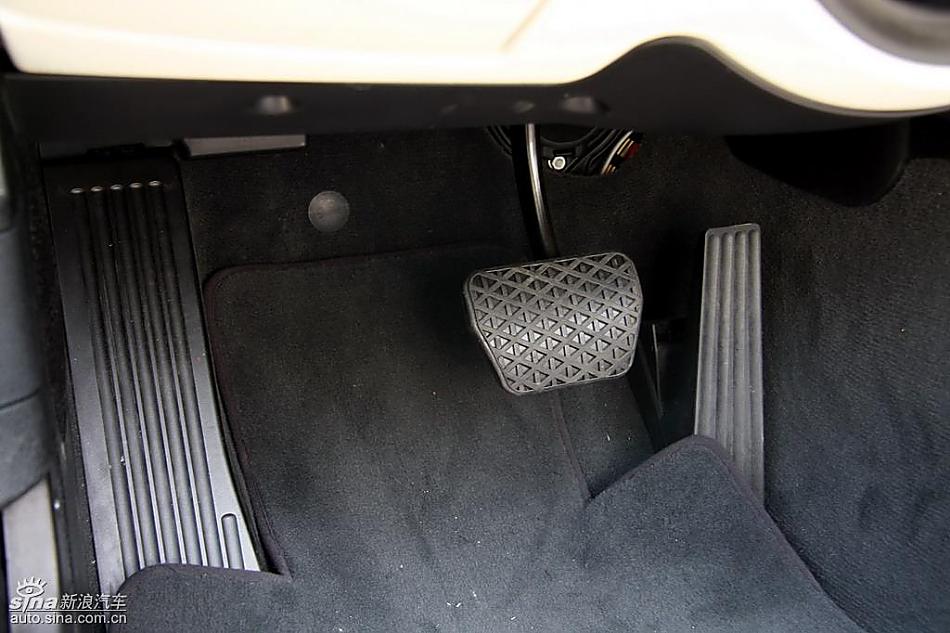 全新宝马Z4试车实拍图细节与其他