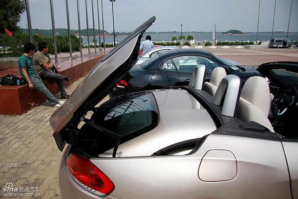 全新宝马Z4试车实拍图细节与其他