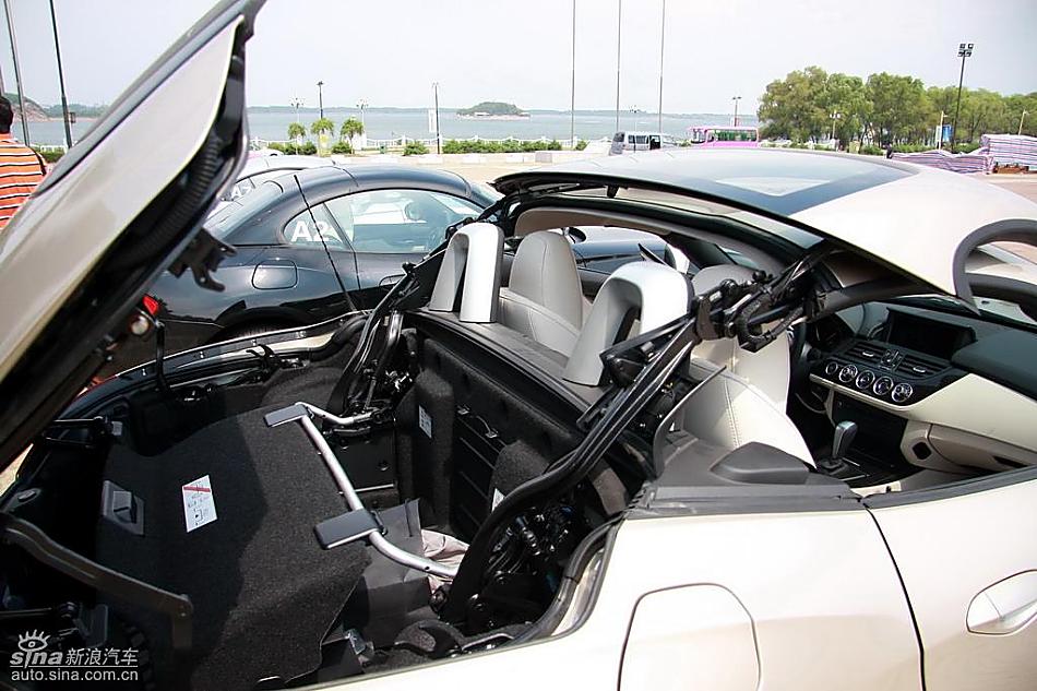 全新宝马Z4试车实拍图细节与其他