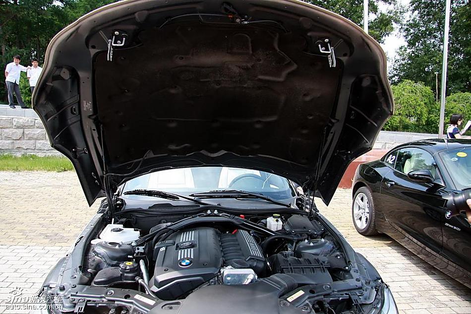 全新宝马Z4试车实拍图细节与其他