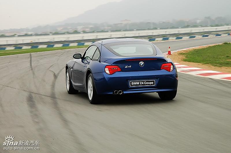 宝马Z4动态图