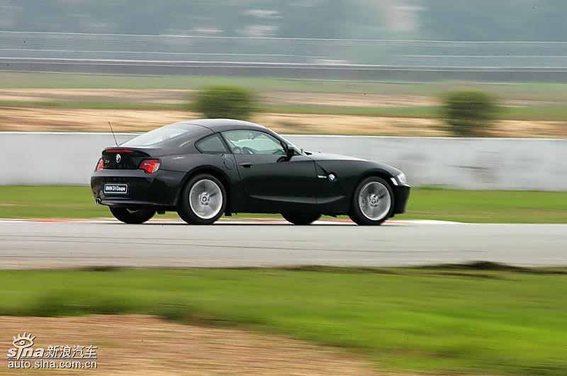 宝马Z4动态图