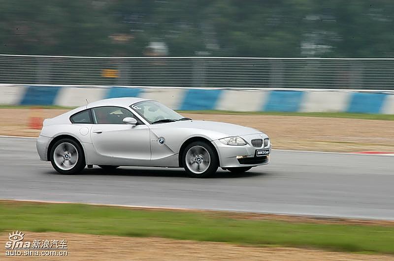 宝马Z4动态图