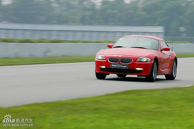 宝马Z4动态图