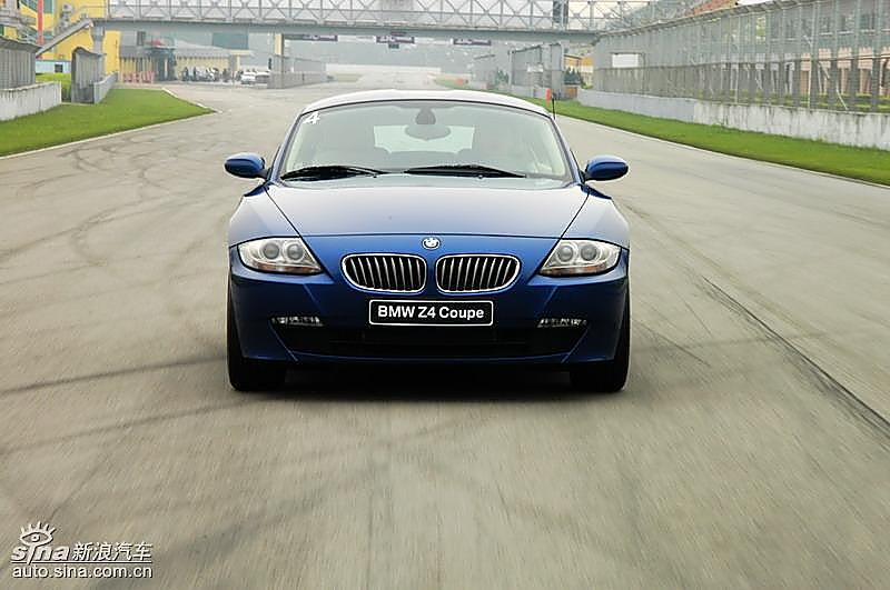 宝马Z4动态图