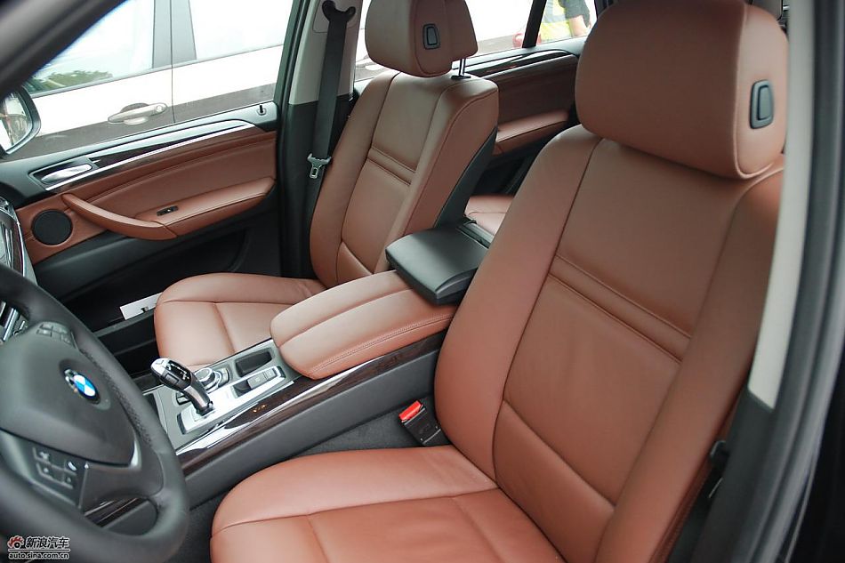 新宝马X5内饰