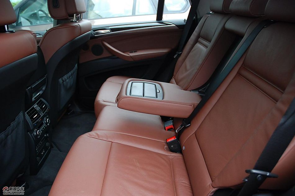 新宝马X5内饰