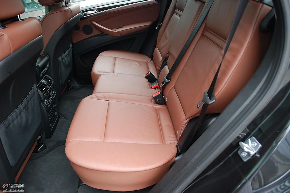 新宝马X5内饰