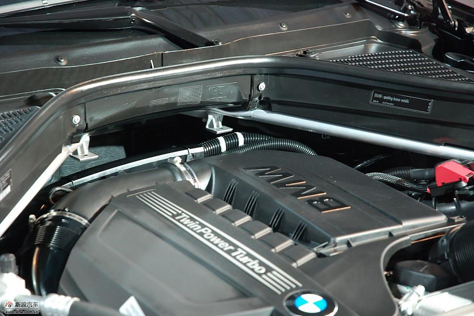 新宝马X5发动机