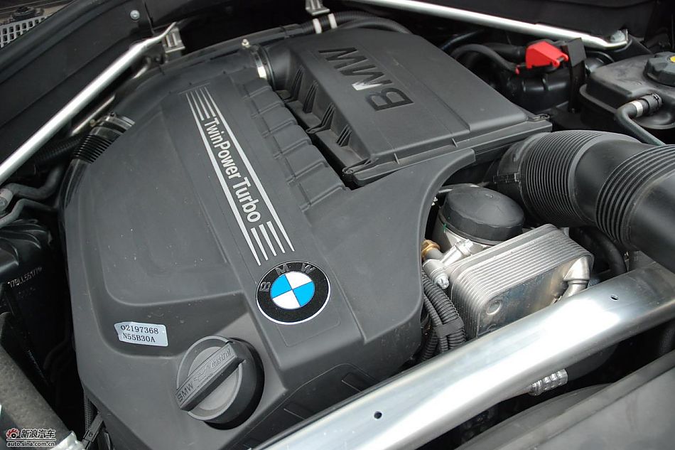 新宝马X5发动机