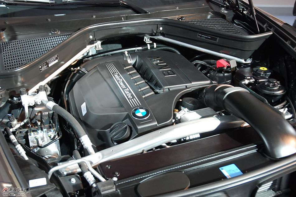 新宝马X5发动机