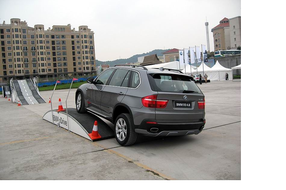 新一代BMW X5