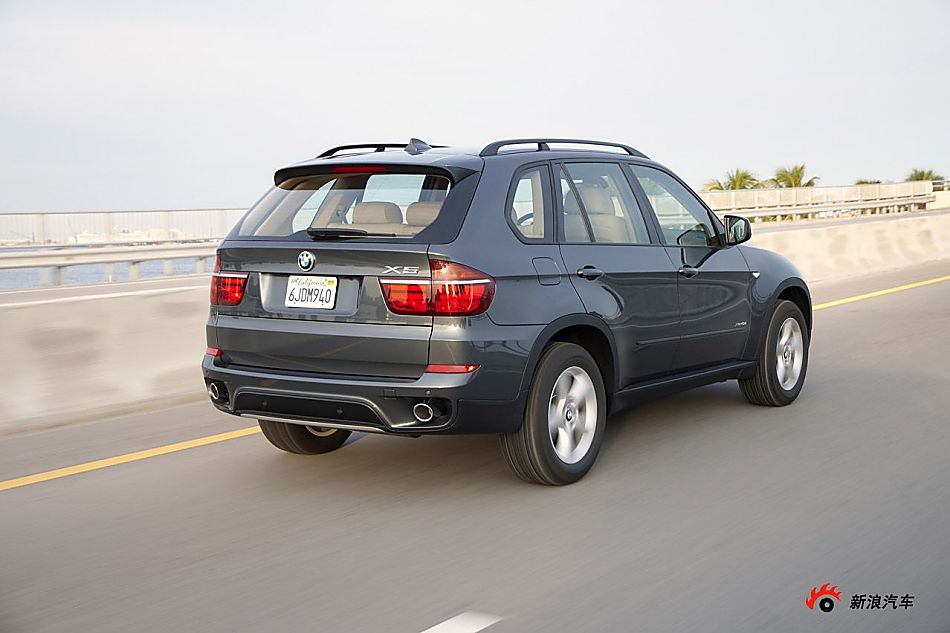 新宝马X5