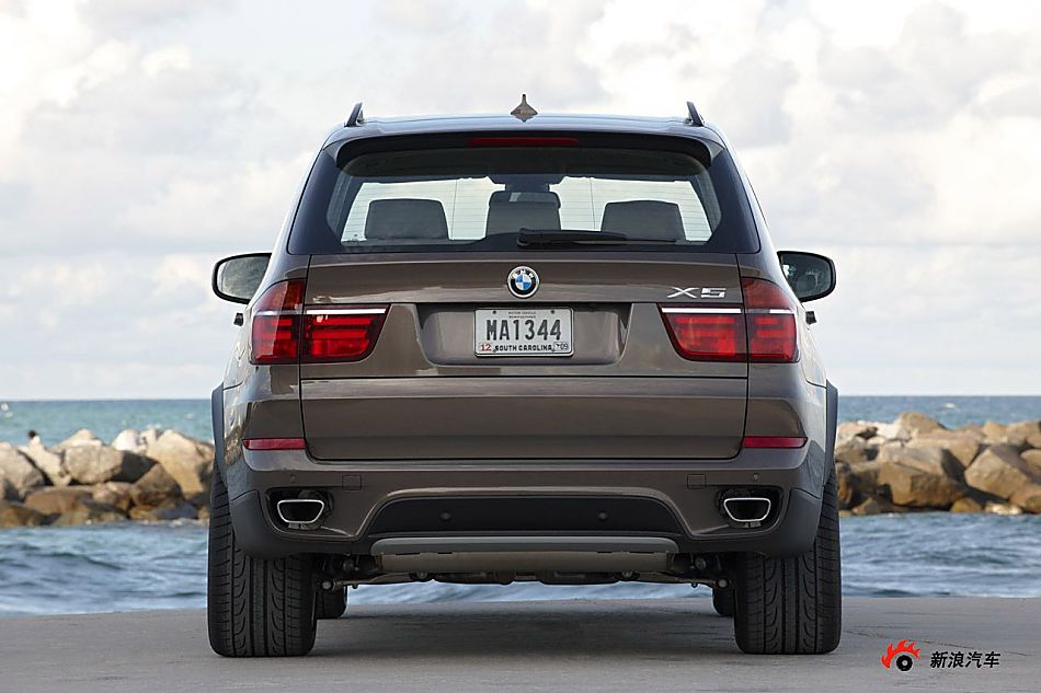 新宝马X5
