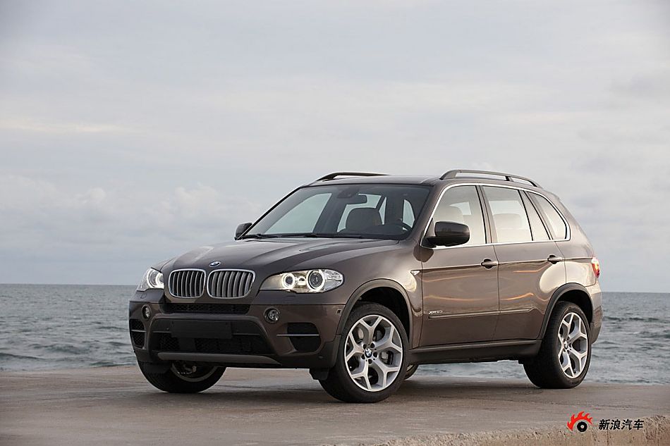 新宝马X5