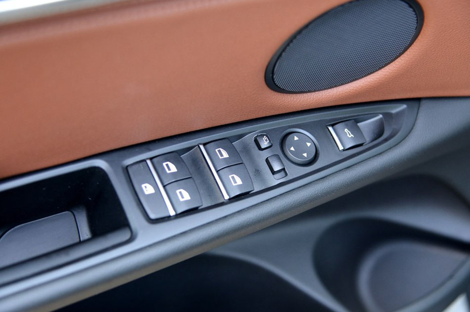 2015款 xDrive28i 座椅空间