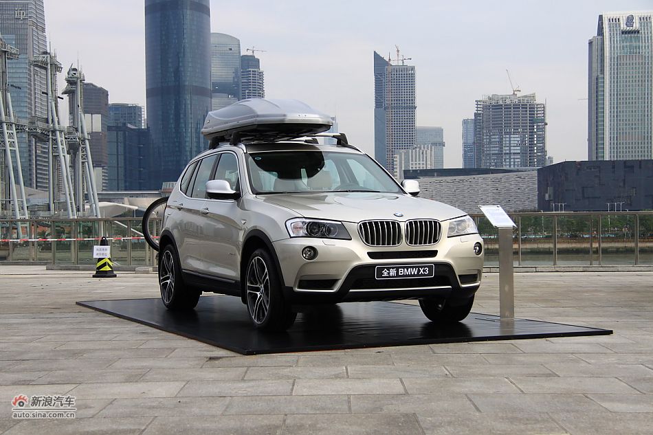 图为全新宝马X3外观