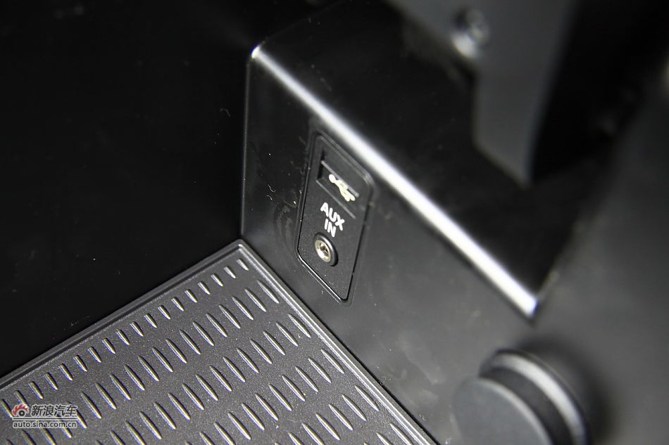 图为全新宝马X3内饰细节