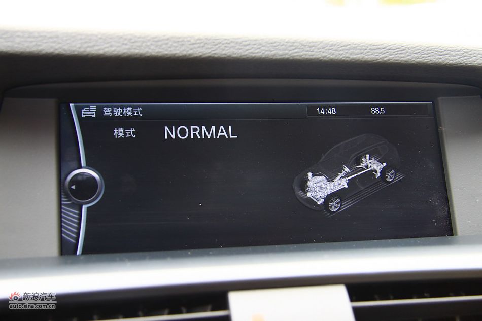 图为全新宝马X3内饰细节