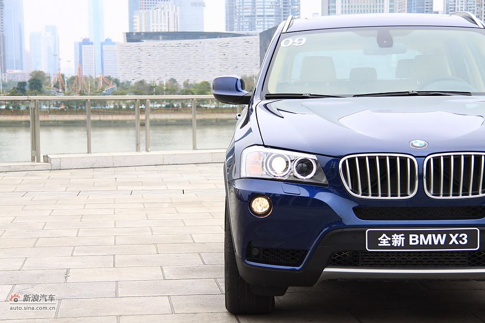 图为全新宝马X3外观