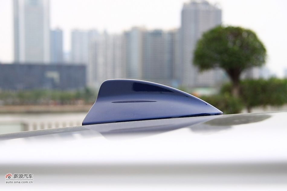 图为全新宝马X3外观细节