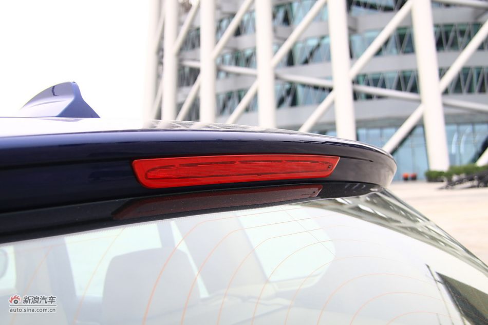 图为全新宝马X3外观细节