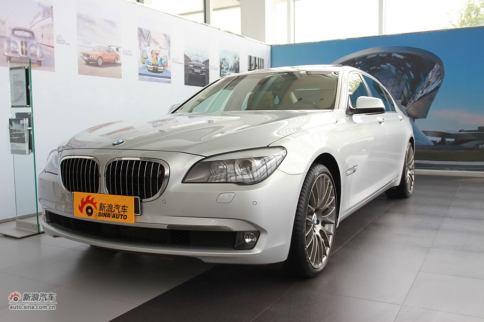 2009款宝马740Li豪华型