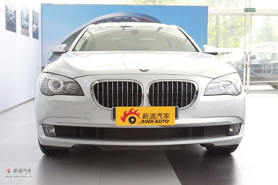 2009款宝马740Li豪华型