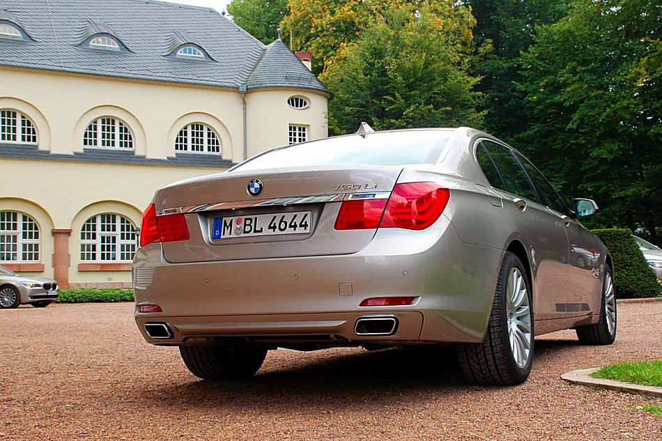 全新宝马7系外观