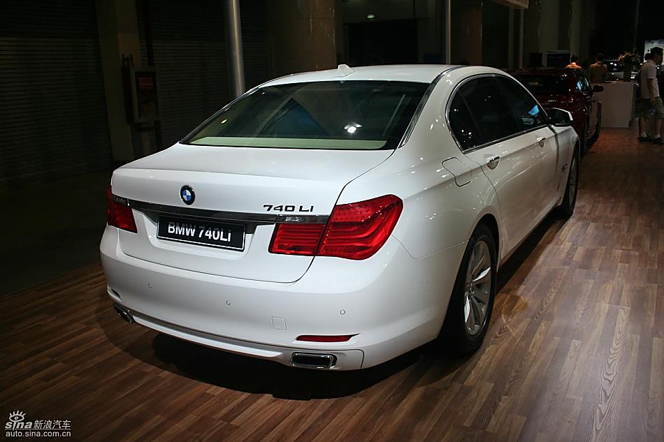 宝马740Li